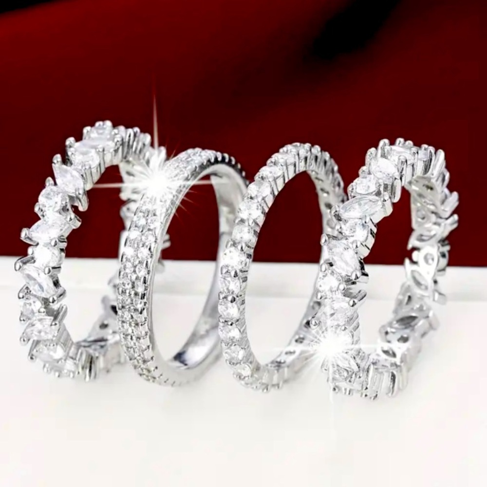 4 Piece Elegant Zirconia Ring Set